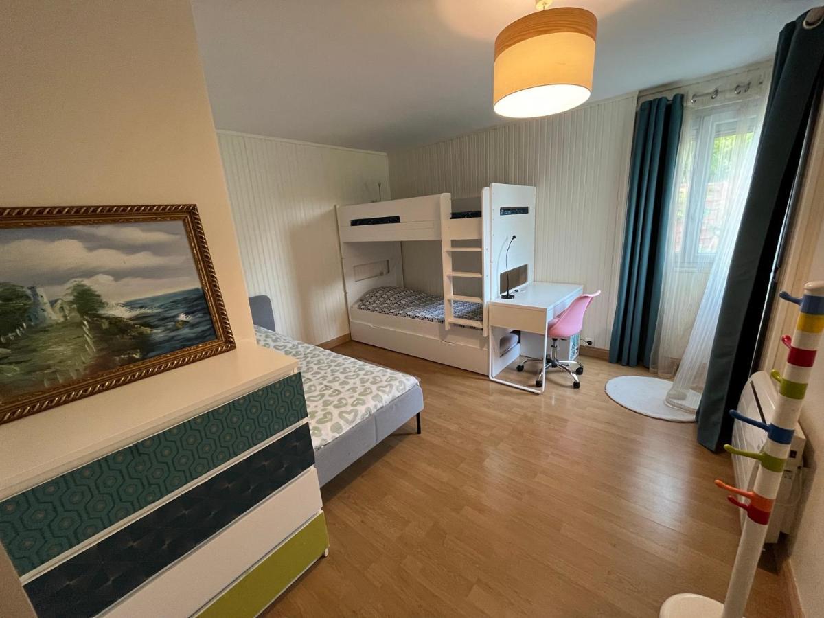 Les Pleiades Villa Noisy-le-Grand ภายนอก รูปภาพ